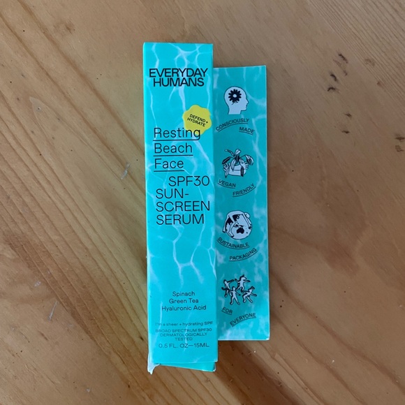 NWT Everyday Humans Resting Beach Face SPF 30 Sunscreen Serum - Picture 1 of 6